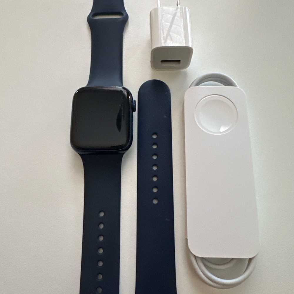 Apple Watch Series 6 44mm w/ cellular and gps